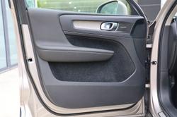 2023 Volvo XC40 Ultimate B4 Bright