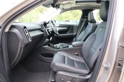 2023 Volvo XC40 Ultimate B4 Bright