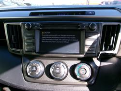 2015 TOYOTA
RAV4 GX (2WD)