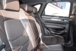 2019 Mazda
CX-5 Akera