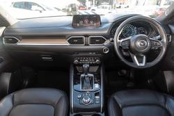 2019 Mazda
CX-5 Akera