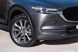 2019 Mazda
CX-5 Akera