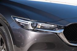 2019 Mazda
CX-5 Akera