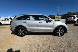 2022 Kia
Sorento Sport