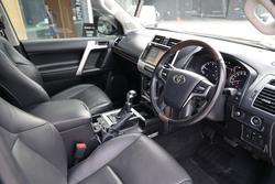 2020 Toyota
Prado Prado Kakadu 2.8L T Diesel Automatic Wagon 4277430 004