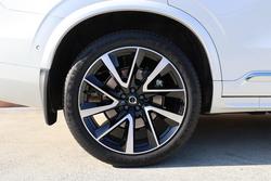 2023 Volvo XC90 Ultimate B5 Bright