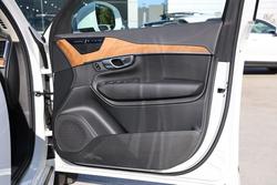 2023 Volvo XC90 Ultimate B5 Bright