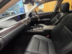 2016 Lexus
                GS450h Sports Luxury 3.5L Hybrid CVT Sedan