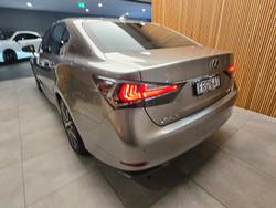 2016 Lexus
                GS450h Sports Luxury 3.5L Hybrid CVT Sedan