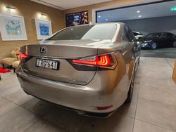2016 Lexus
                GS450h Sports Luxury 3.5L Hybrid CVT Sedan