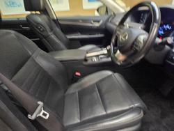 2016 Lexus
                GS450h Sports Luxury 3.5L Hybrid CVT Sedan