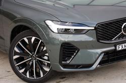 2026 Volvo XC60 Ultra T8 Plug-In Hybrid Dark