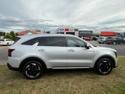 2025 Kia
Sorento HEV GT-Line
