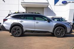 2022 Subaru
Outback AWD Sport