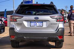 2022 Subaru
Outback AWD Sport