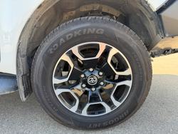 2024 Toyota Hilux SR5 White