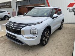2025 MITSUBISHI
Outlander EXCEED