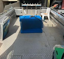 2010 Alufarm 8.5