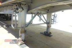 2002 Krueger 22 Pallet Flat Top 