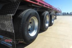 2002 Krueger 22 Pallet Flat Top 