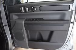 2025 KIA
TASMAN S