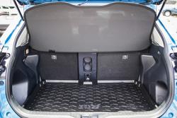 2025 Toyota Yaris Cross Hybrid GXL