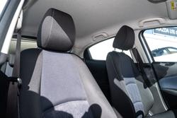 2016 Mazda
2 Maxx