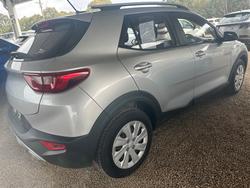 2024 Kia
                Stonic S