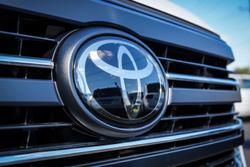 2025 Toyota LANDCRUISER GXL