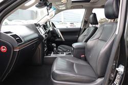 2020 Toyota
Prado Prado Kakadu 2.8L T Diesel Automatic Wagon 4277430 004