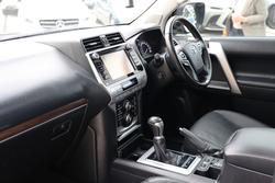 2020 Toyota
Prado Prado Kakadu 2.8L T Diesel Automatic Wagon 4277430 004