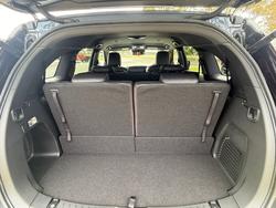 2025 Isuzu MU-X LS-T