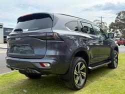 2025 Isuzu MU-X LS-T