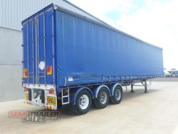 2010 Vawdrey 22 Pallet Curtainsider Road Train Lead