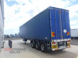 2010 Vawdrey 22 Pallet Curtainsider Road Train Lead