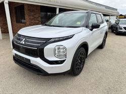 2025 MITSUBISHI Outlander LS