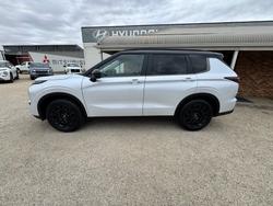 2025 MITSUBISHI Outlander LS