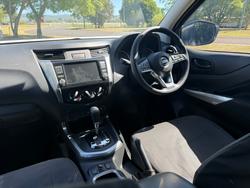 2024 NISSAN NP300 NAVARA SL