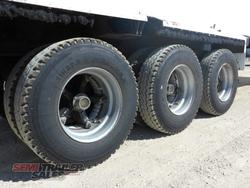 2001 Maxitrans Compactor Trailer