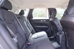 2025 Volvo XC60 Plus T8 Plug-In Hybrid Dark