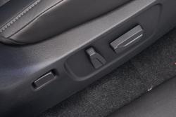 2026 Isuzu MU-X X-TERRAIN