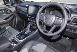 2026 Isuzu MU-X LS-T