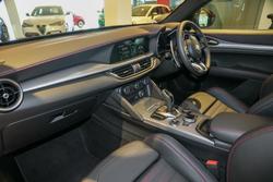 2025 Alfa Romeo Stelvio Tributo Italiano