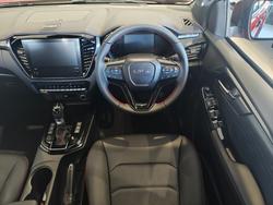 2026 ISUZU D-MAX XT