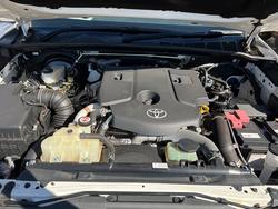 2020 Toyota Fortuner Fortuner 2.8L DSL  6AT Crusade 2L74310 001 Crystal Pearl