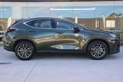 2025 Lexus NX450h+ NX450h+ Luxury 2.5L PHEV Auto CVT Wagon 2M00560 002