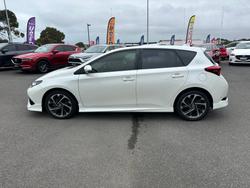 2017 Toyota Corolla SX