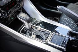 2019 MITSUBISHI ECLIPSE CROSS ES (2WD)