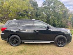 2017 NISSAN PATHFINDER ST