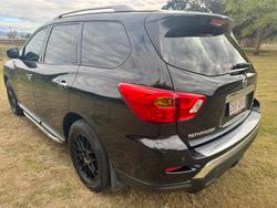 2017 NISSAN PATHFINDER ST